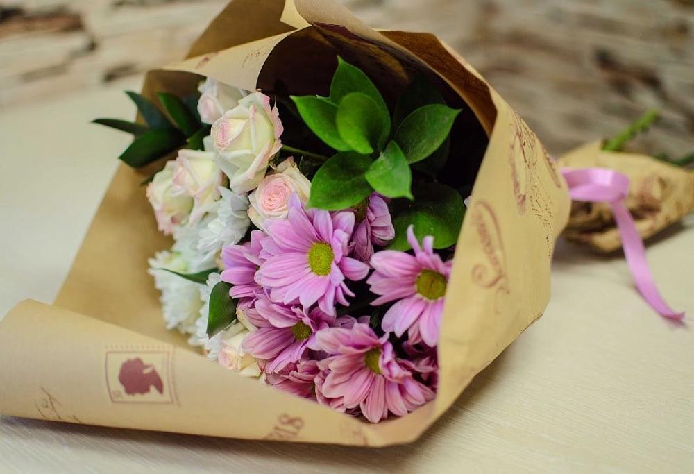 Букет цветов из: Розы и Хризантемы в Ильском