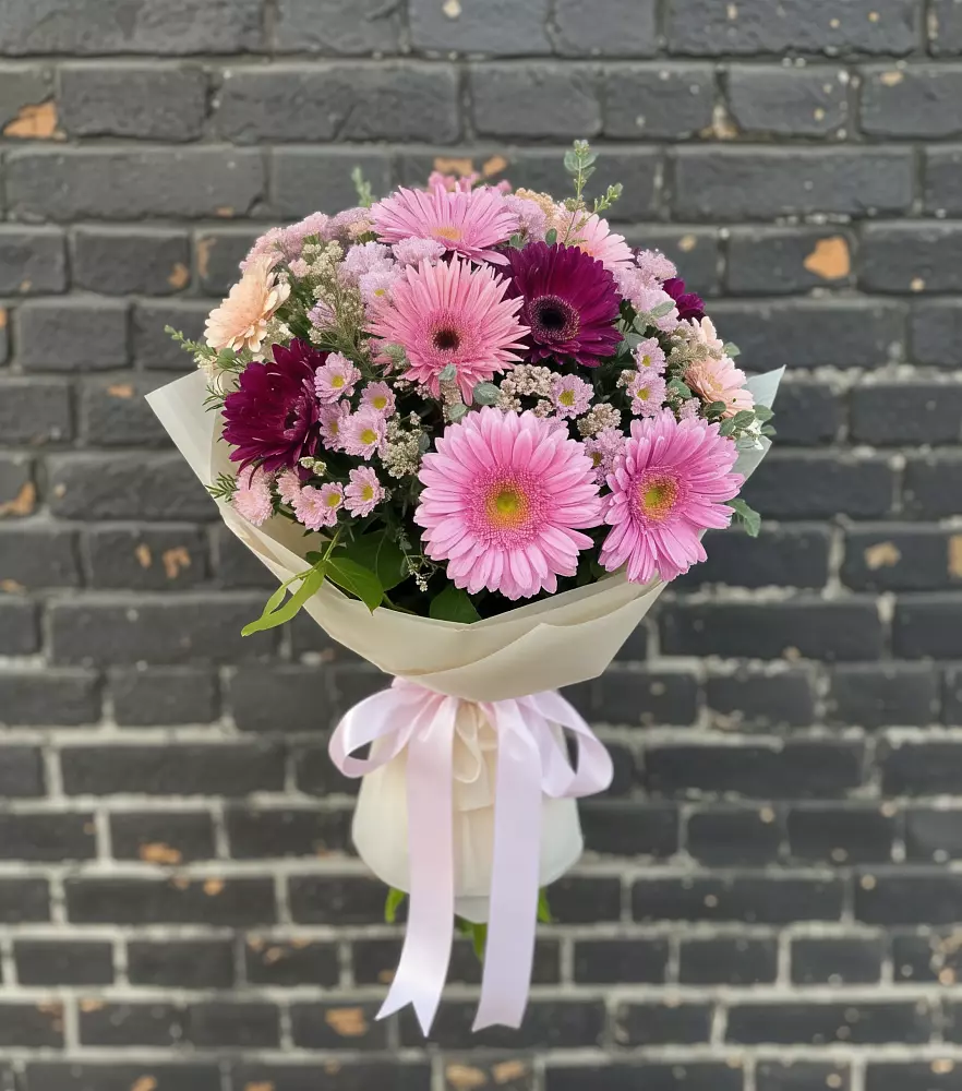 Букет цветов из: Герберы и Хризантемы в Ильском