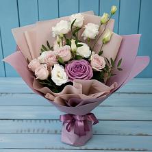 Букет цветов из:  Розы и Лизиантусы в Ильском