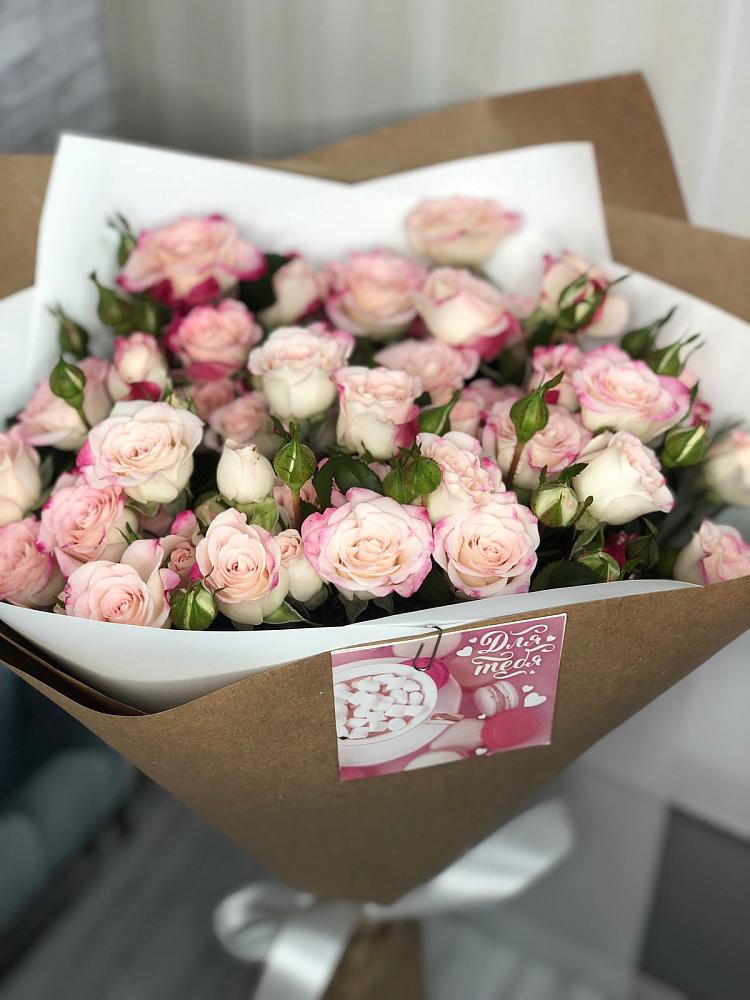 Букет цветов из: Розы в Ильском