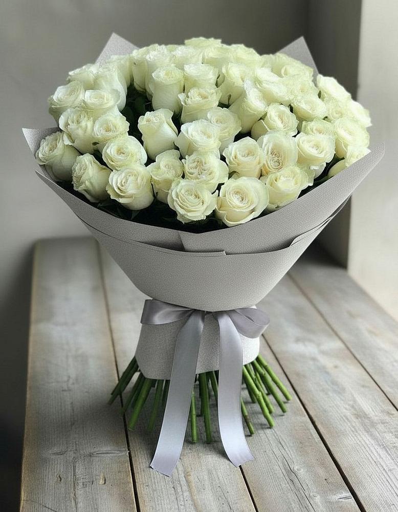 Букет 35 Белых роз в Ильском