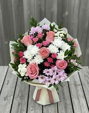 Букет цветов из:  Альстромерии, Гвоздики, Розы и Хризантемы в Ильском