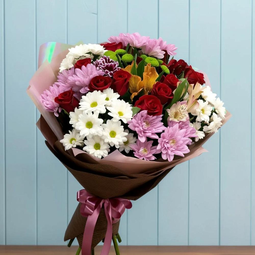 Букет цветов из: Розы, Хризантемы и Альстромерии в Ильском