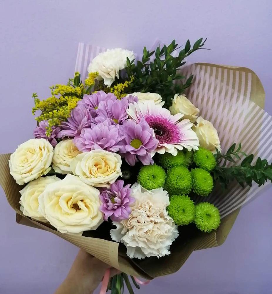 Букет цветов из: Хризантемы, Розы, Гвоздики и Герберы в Ильском