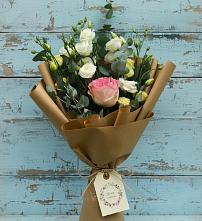 Букет цветов из:  Розы и Лизиантусы в Ильском